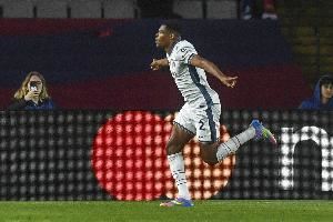 都体：若巴萨解决财政问题会立刻引进邓弗里斯 门德斯还谈了莱奥