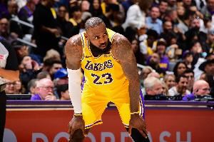 B/S创始人：詹姆斯是湖人队史上最失败的人之一 他毁了这支球队