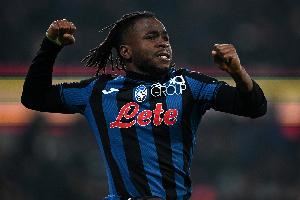 米体：卢克曼肌肉拉伤缺席2-3周，和国米谈妥5年合同年薪450万欧