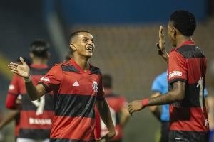 全市场：弗拉门戈接受罗马对韦斯利报价，但要先找到替代者才放人