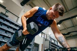 东契奇：身体变瘦能助我更快更强 耐力提升也让我能打更多比赛