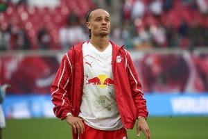 德天空：哈维-西蒙斯已和切尔西谈妥待遇，莱比锡愿意租借恩昆库