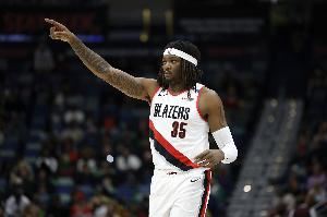 Amico：开拓者这边罗威是最可能被交易的 亨德森有进步就不会动