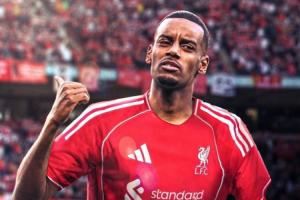 连锁反应！罗马诺：利物浦准备全力报价伊萨克，球员只想去利物浦