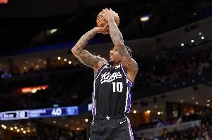 德罗赞：我不会强迫自己多扔3分 希望能允许每个球员发挥自己优势