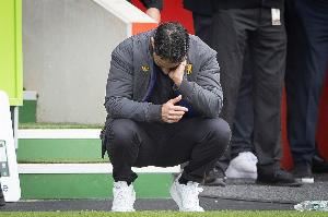 上任即将满1年👀电讯报评阿莫林带队：9人变差9人停滞仅3人进步