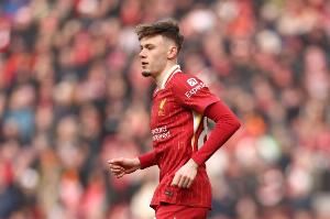 理查兹：本赛季布拉德利像变了一个人 他需摆脱顶替阿诺德的压力