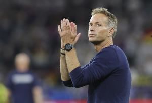 勒沃库森主帅:大家共同努力让球队重返正轨,还需要时间继续磨合